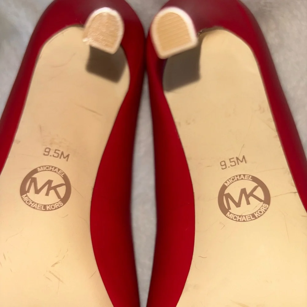 Michael Kors Red Pointed Toe Leather Pumps with Gold MK Logo size 9.5